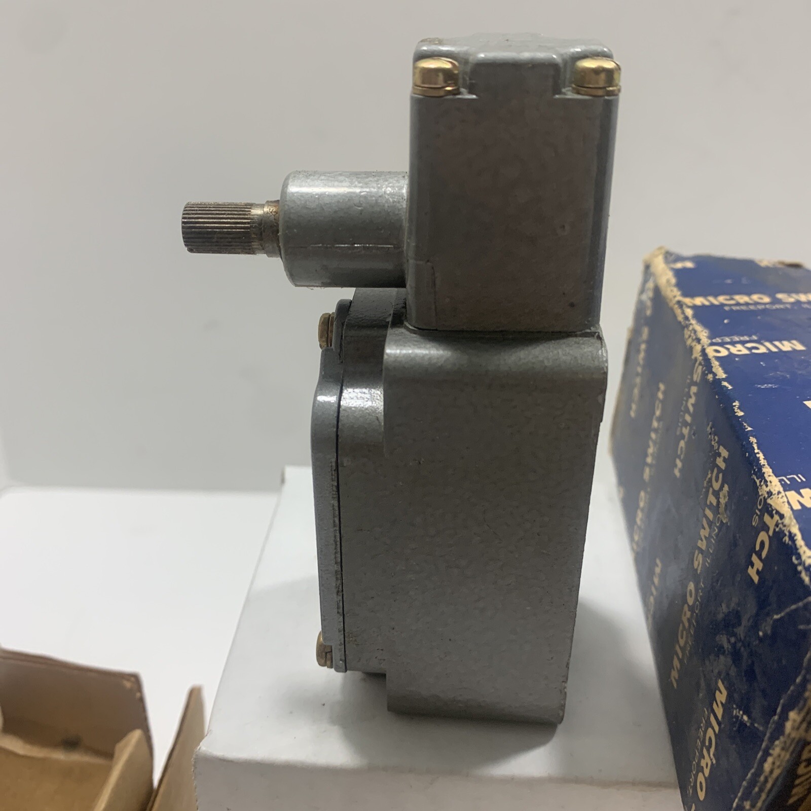 Micro Switch 6LS3