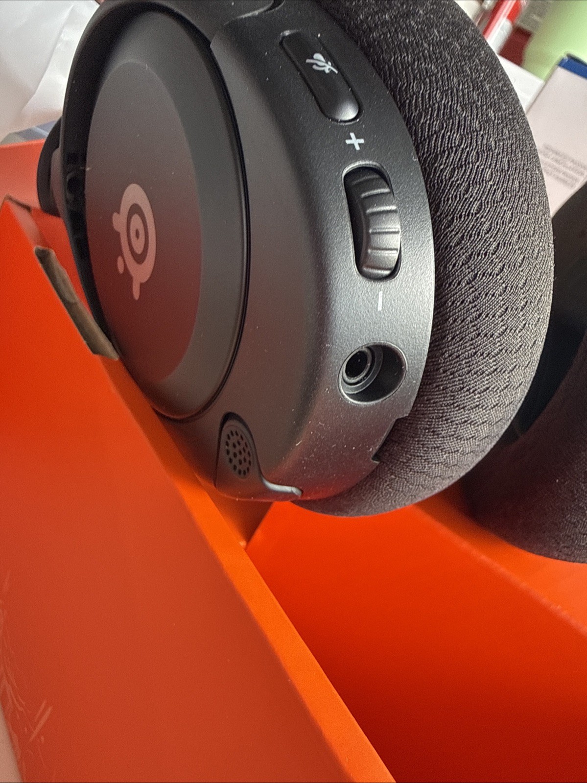 SteelSeries Arctis Nova 1 Wired Gaming Headset for PC, PS4|5, Xbox X|S OPEN BOX