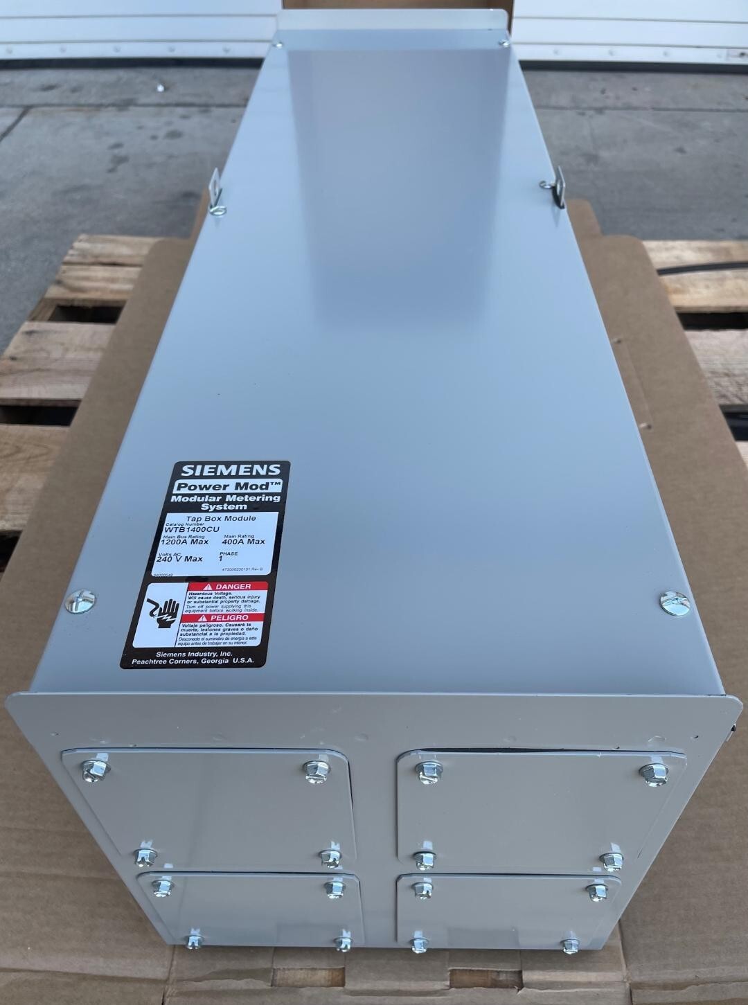 NEW SIEMENS METER STACK wtb1400CU 400amp 240V TAP BOX