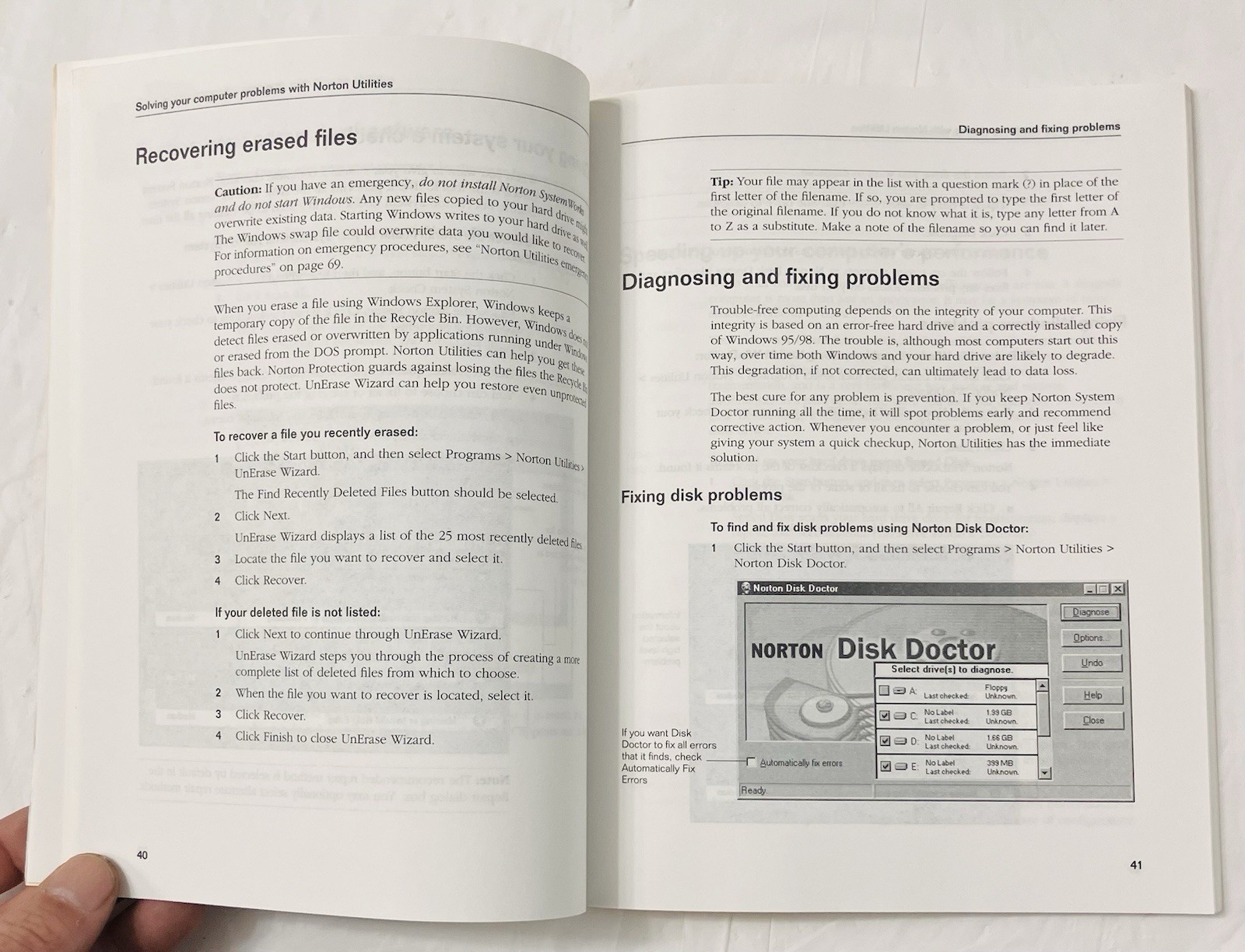 Norton Utilities 2000 v4.5 User’s Guide Symantec Windows 95/98 Reference Manual
