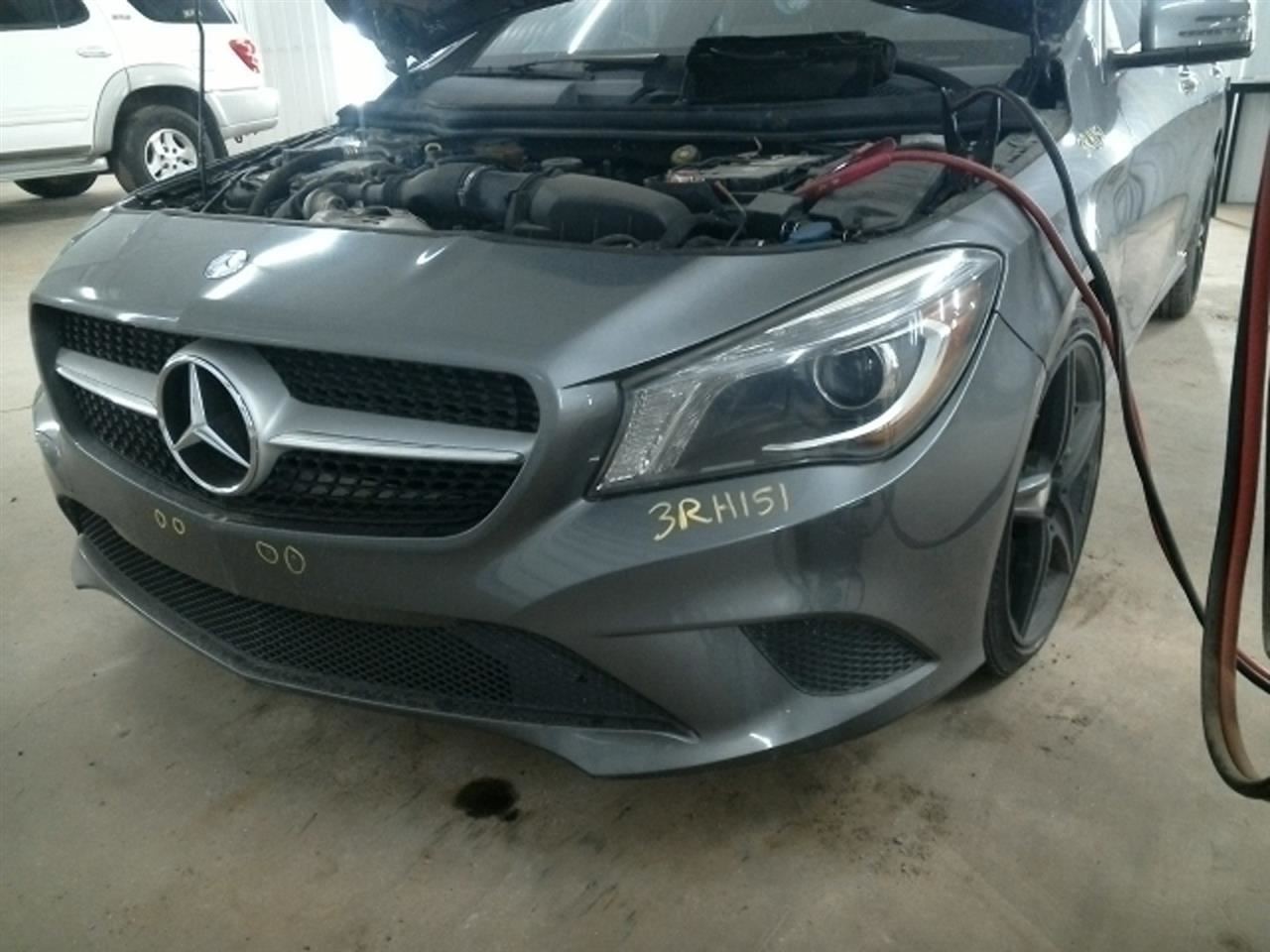 Driver Front Spindle/Knuckle 246 Type B250 Fits 13-19 MERCEDES B-CLASS 104906611