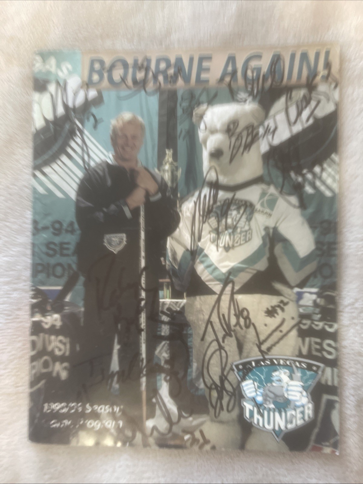 LAS VEGAS THUNDER -- 1998/1999 Season Team Autographed Game Program -Hockey