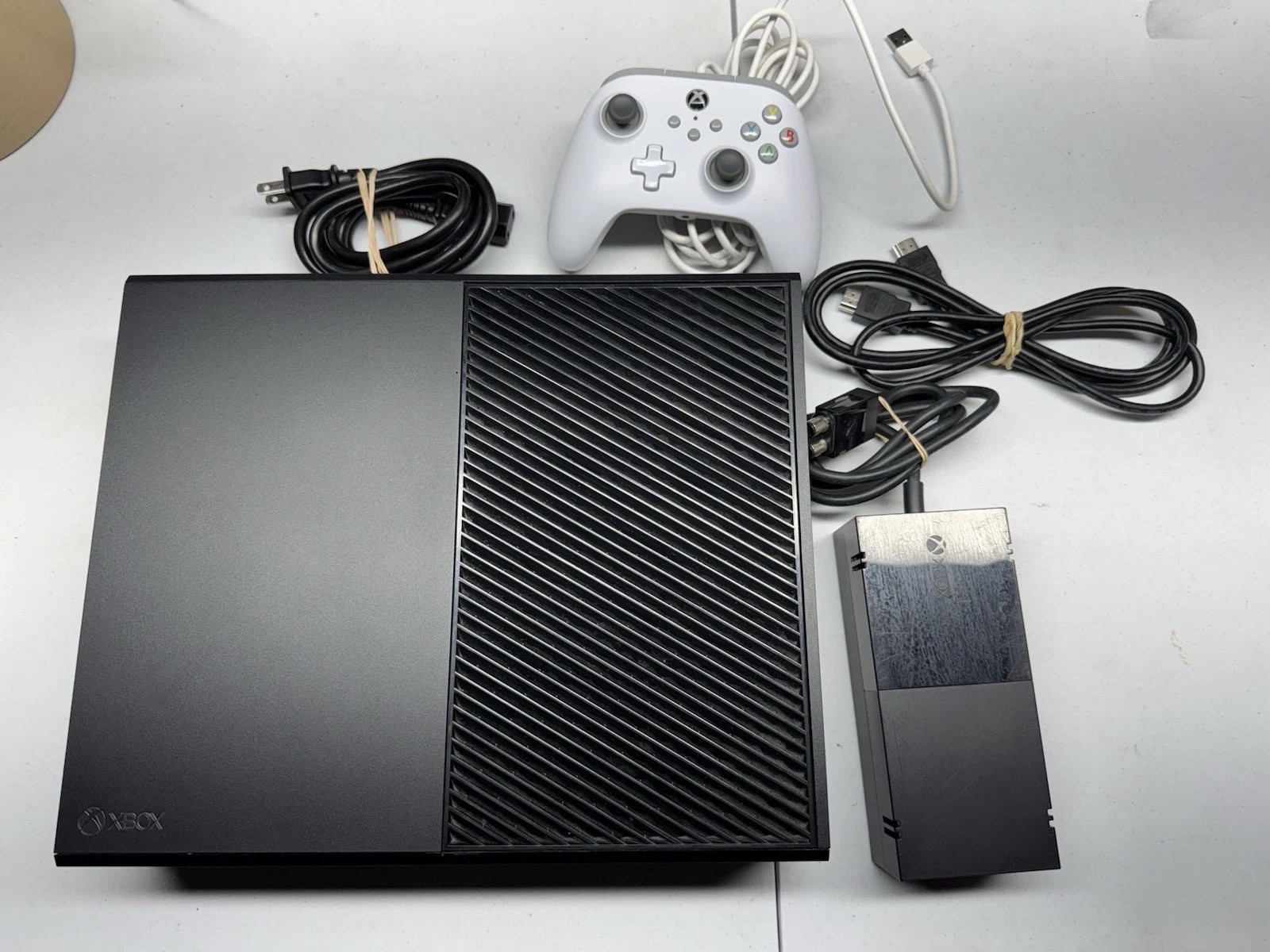 Xbox One 1540 Black Console with Power Supply and Controller 500 GB
