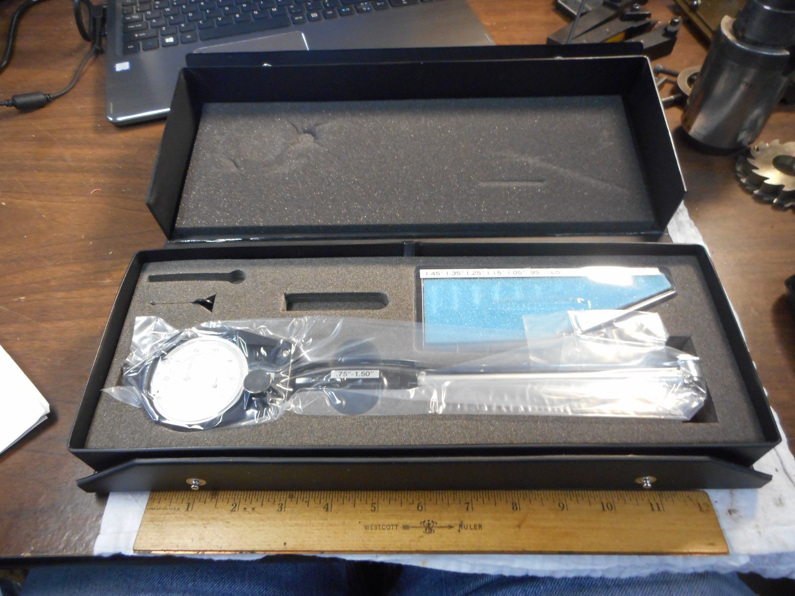 NEW IN THE BOX Scherr Tumico 50-0135-05 Bore Gage .75"-1.5" .0001" 0 -5-0 NEW!!!