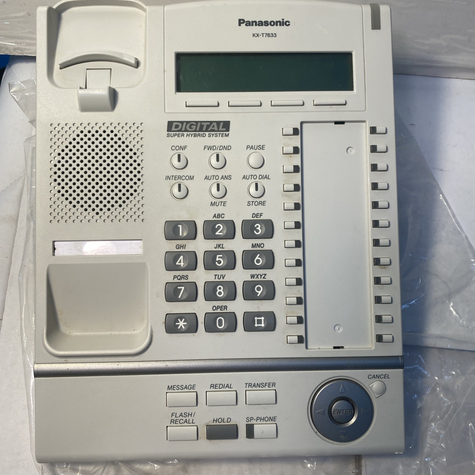 KX T7633 - Digital Super Hybrid System White SAME DAY SHIPPING NICE UNIT!!