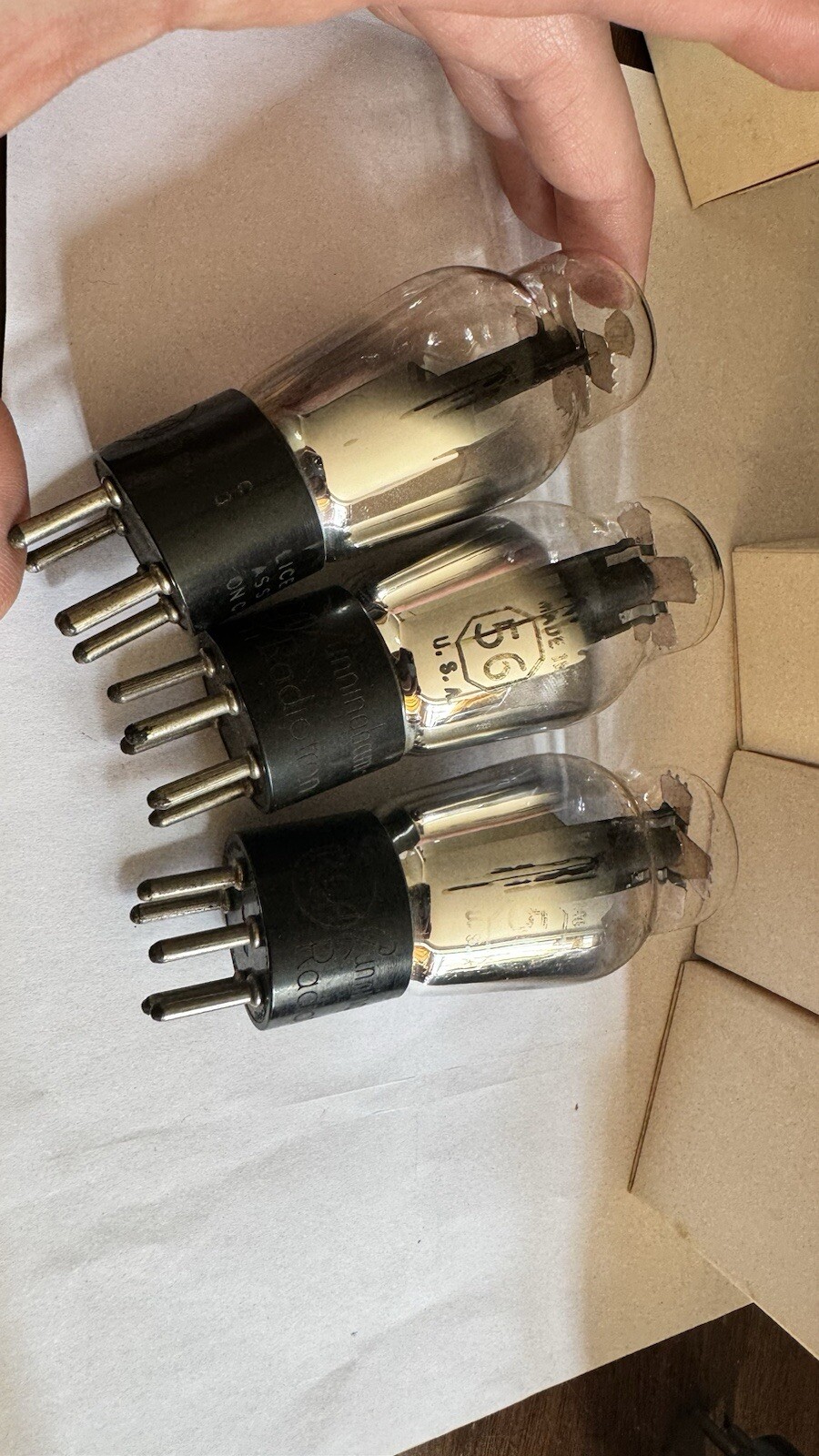 NOS MATCHED QUAD 56 ST GLOBES Engraved Bases Windmill Micas