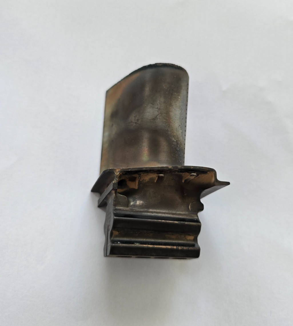 For collectors art scrap CFM56 vane set High Pressure Turbine engine