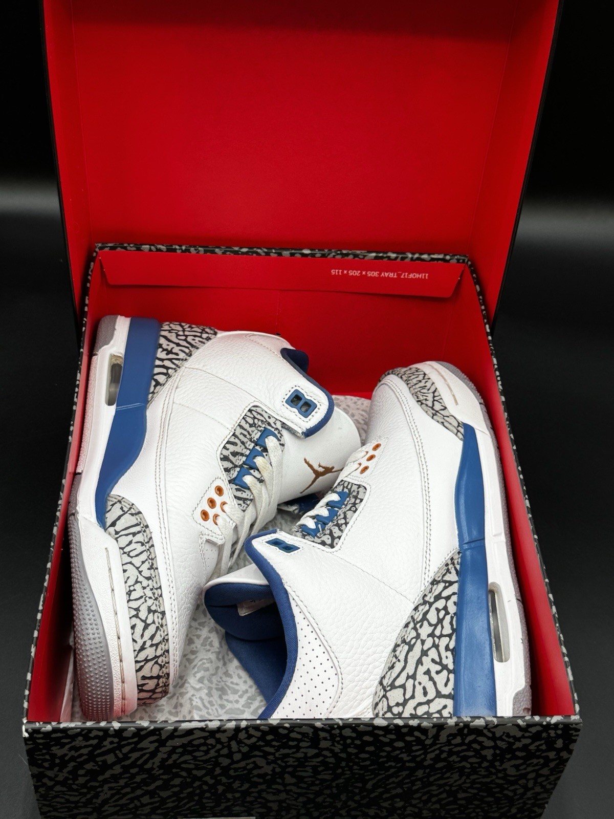 Size 8 - Jordan 3 Retro Mid Wizards shoes With Box! 🪄
