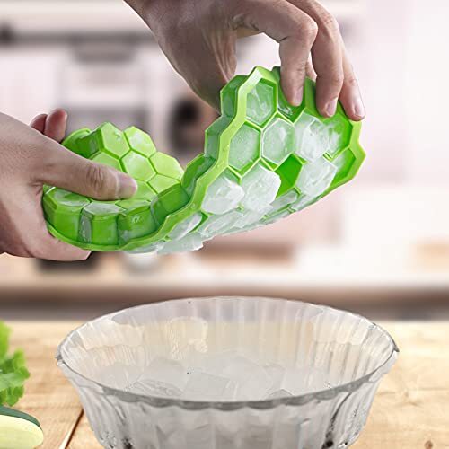 2 Pcs Silicone Ice Cube Trays with Lid Honeycomb Shaped Ice Mold for Cocktails