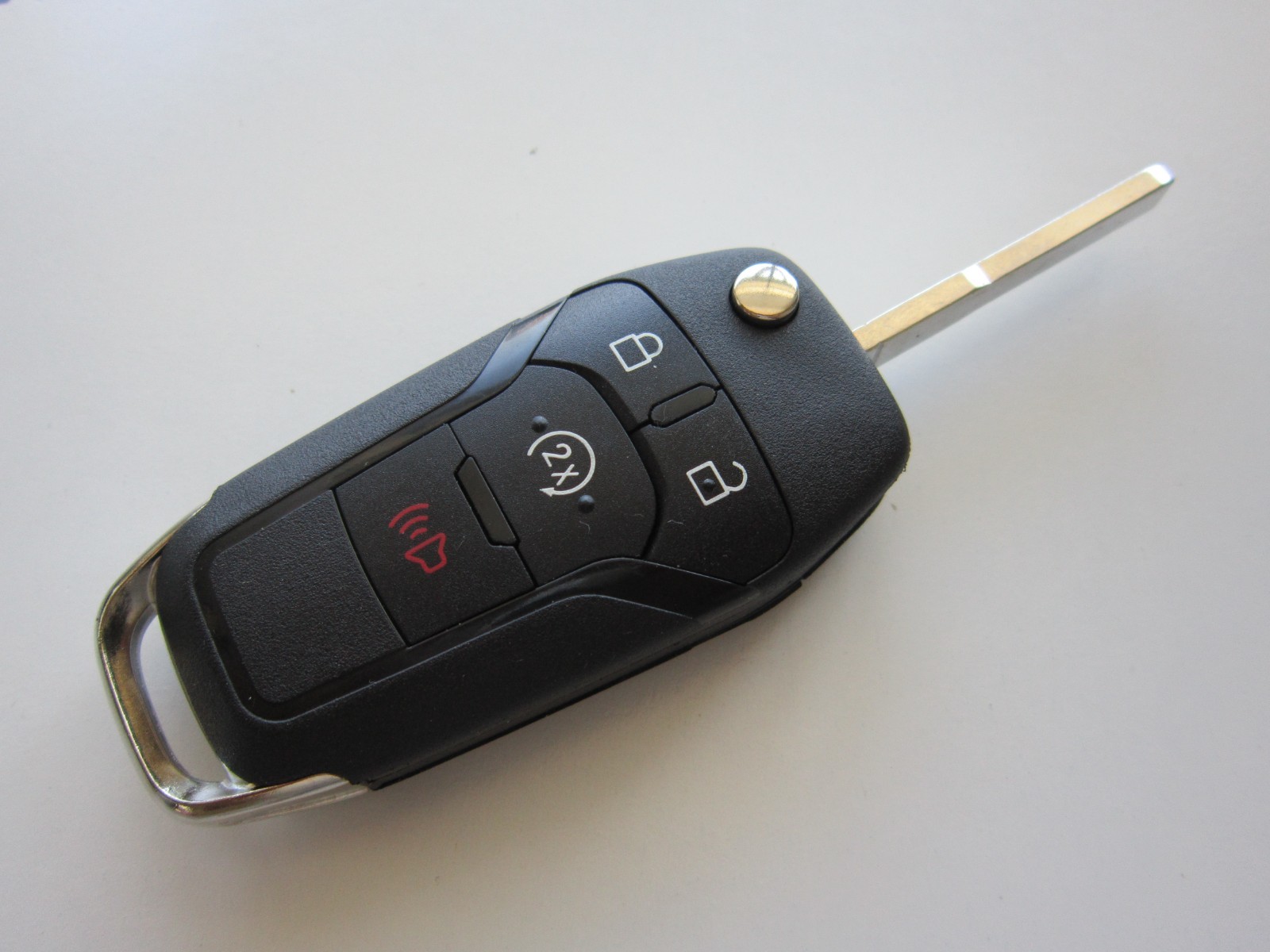 OEM 2015-2020 FORD F150 FLIP KEY KEYLESS REMOTE ENTRY FOB UNCUT 164-R8134