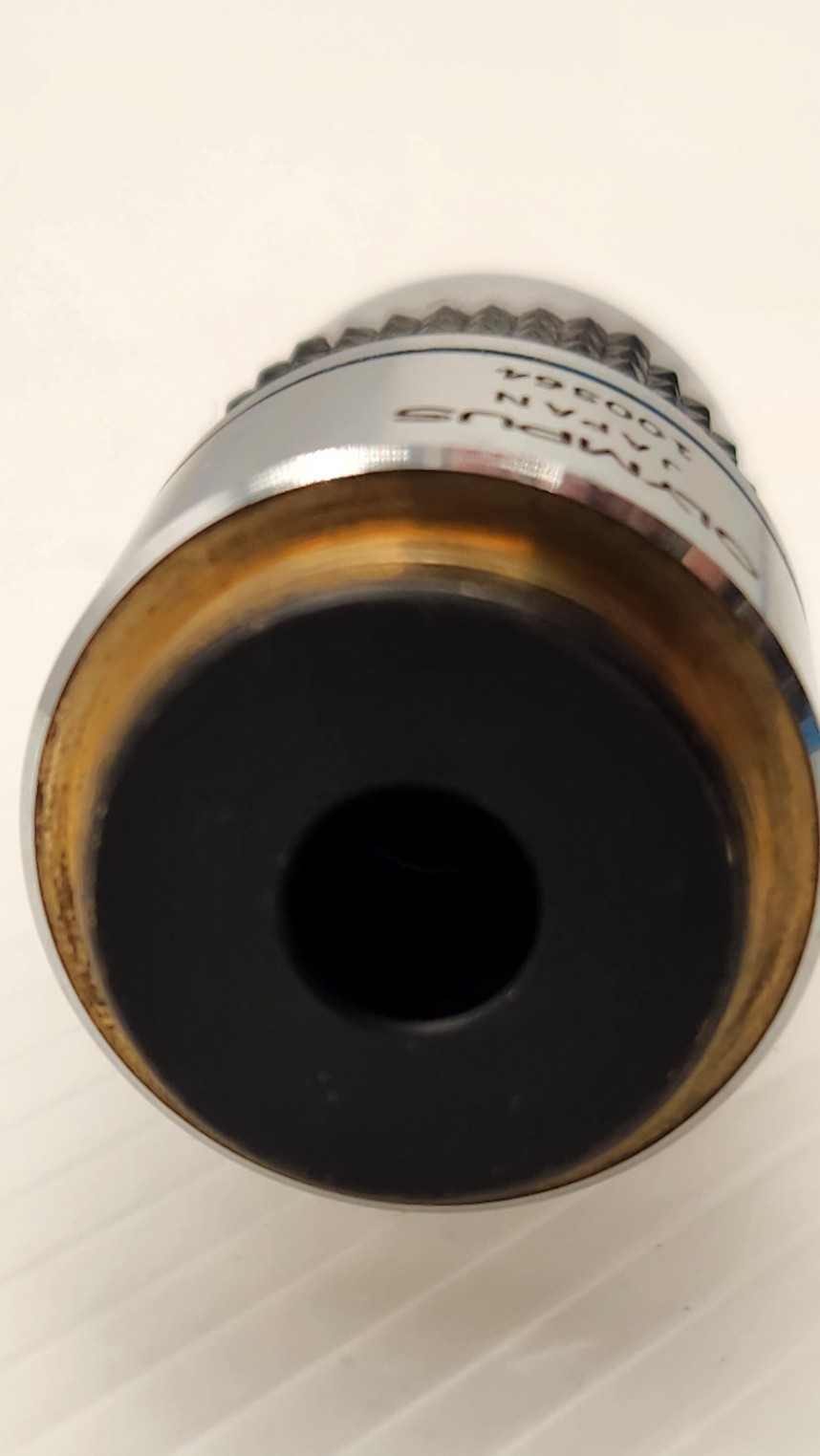 *CLEAN* Olympus Microscope objective lens NCSPlan 40 0.70 160 0 RMS 34790