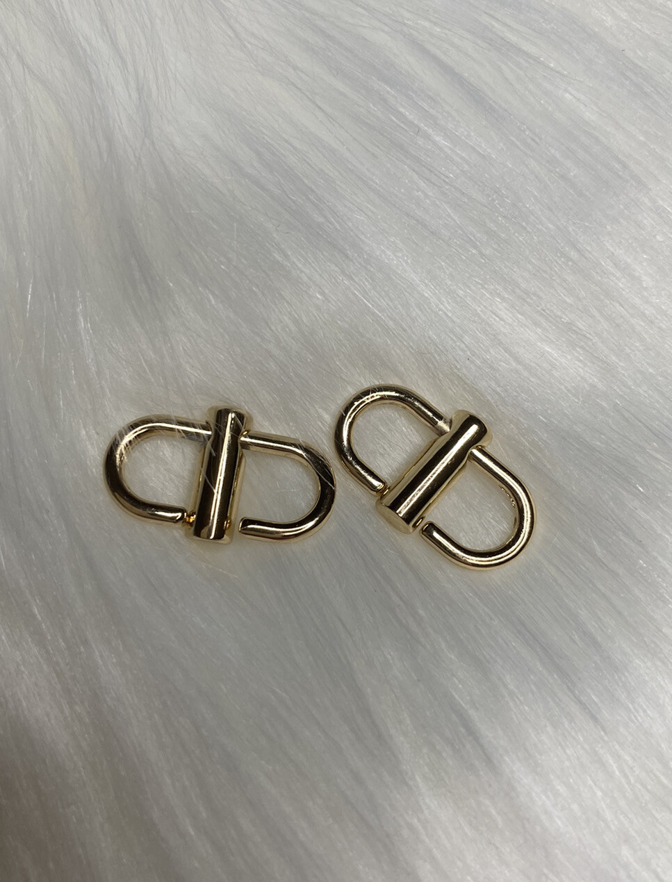 2 Adjustable Metal Buckles for Chain Strap Bag to Shorten Your Bag gold
