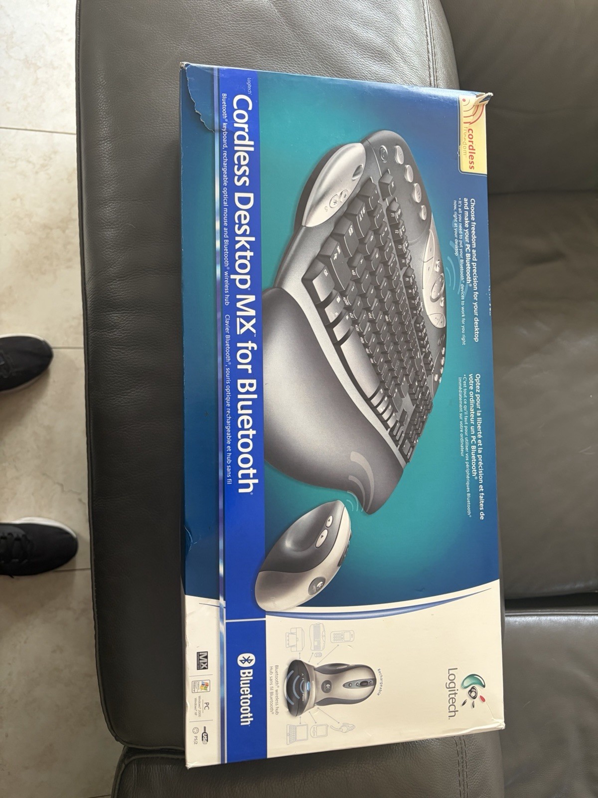 Logitech Cordless ELITE Keyboard & MX900 Cordless Mouse New Open Box