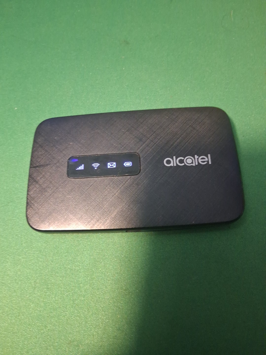 GSM Alcatel MW41TM Linkzone 4G LTE Portable Cell WiFi Hotspot
