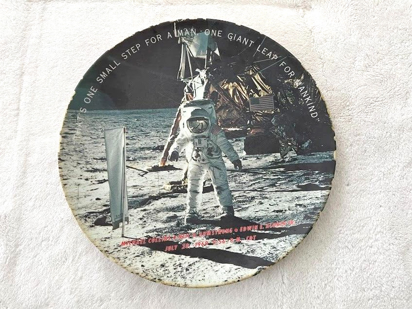 VTG Texas Ware Moon Landing Plate Apollo 11 Neil Armstrong ASTRONAUT 10” NASA