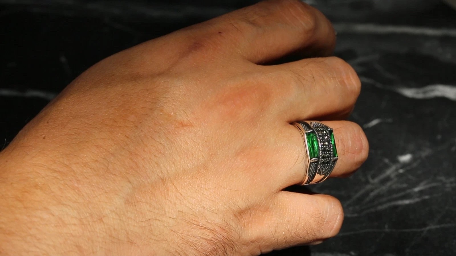 Men's 925 Sterling Silver Emerald Green Gemstone Ring