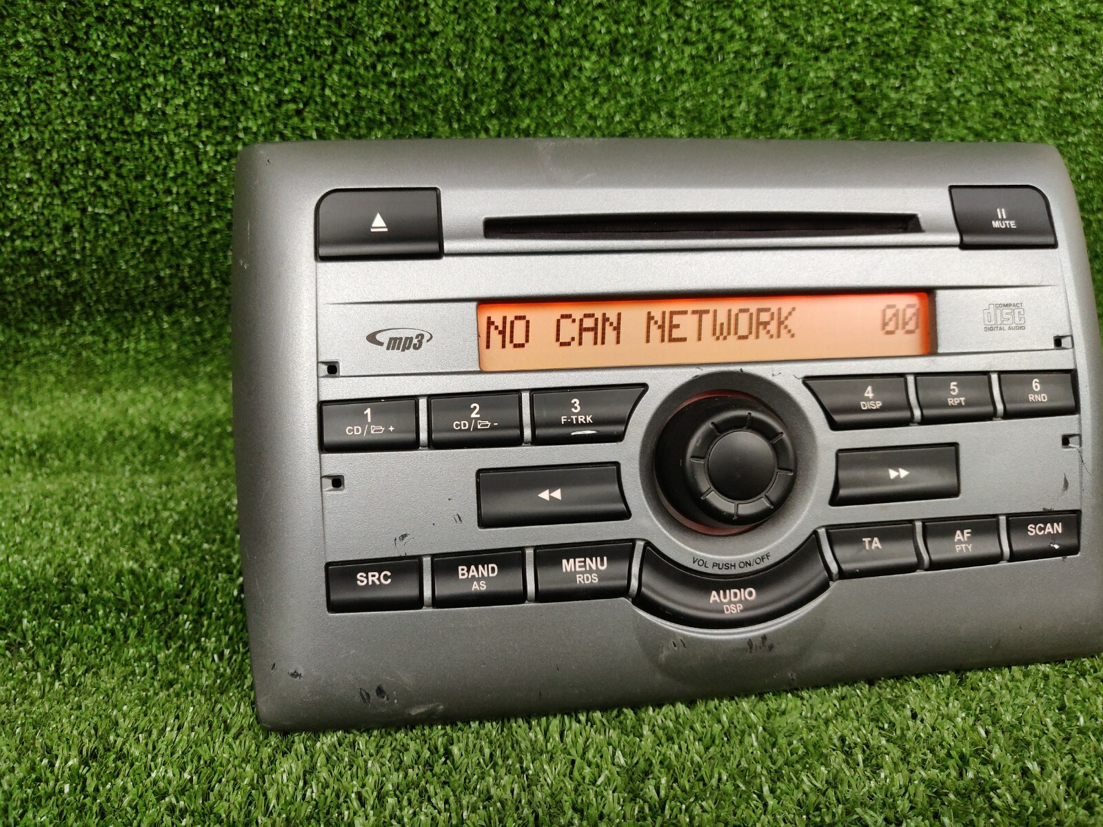 Fiat Original Car Radio Vp4fcf-18c838-eb Vp4fcf18c838eb 735407739 OemUsed Part
