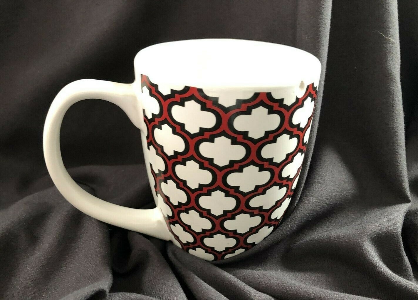 2013 California Pantry Tea Cup Coffee Mug~Red Black on White
