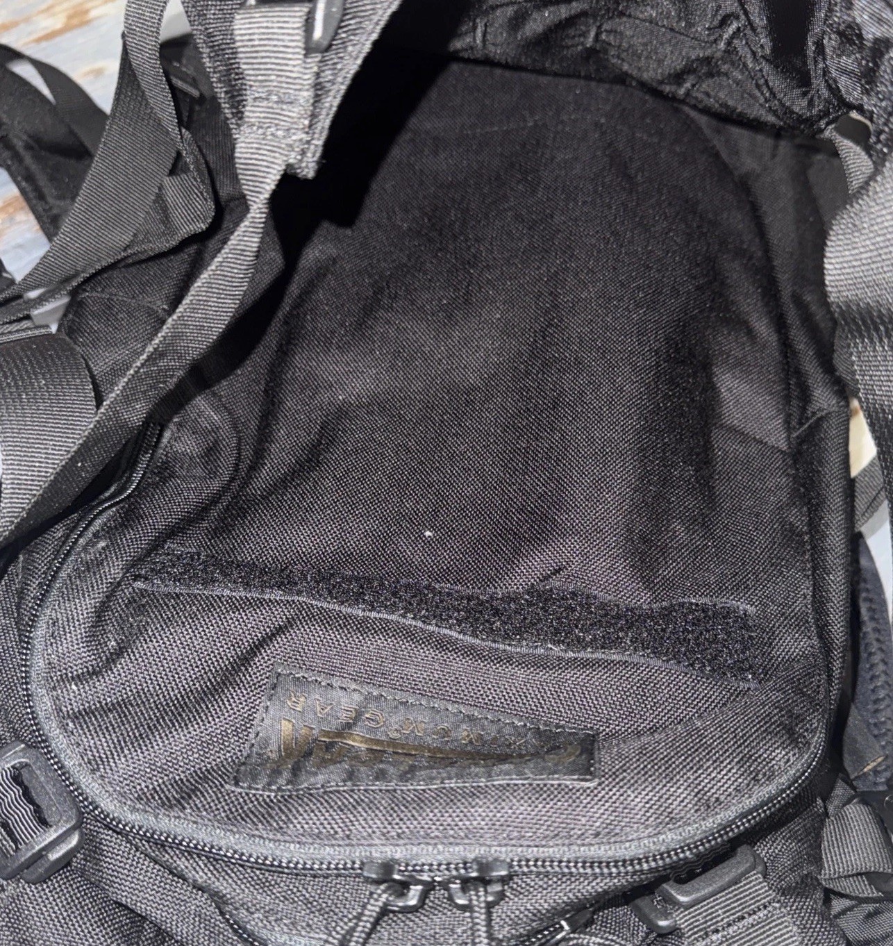 Camelbak Maximum Gear Transformer Black Hydration Backpack, Cover & Bladder 64oz
