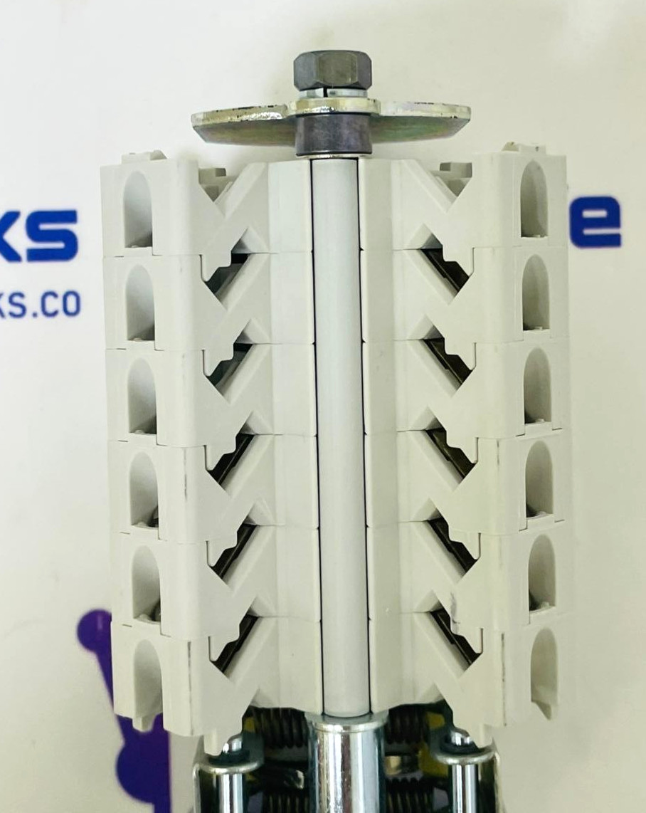 Comelectric R20 2/5 Key Lock Rotary Cam Switch