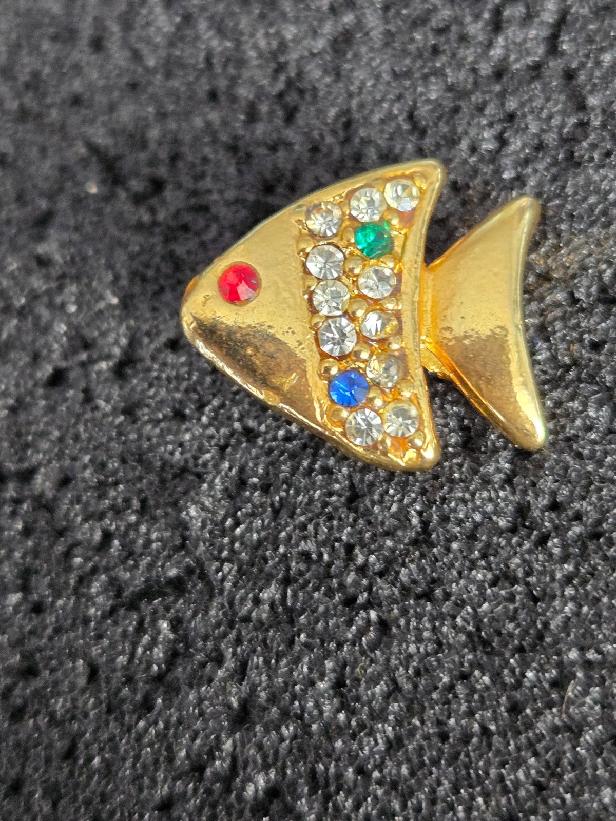 ➔ FISH with Glitter ➔ Pin/Pins *from Collection* 21942