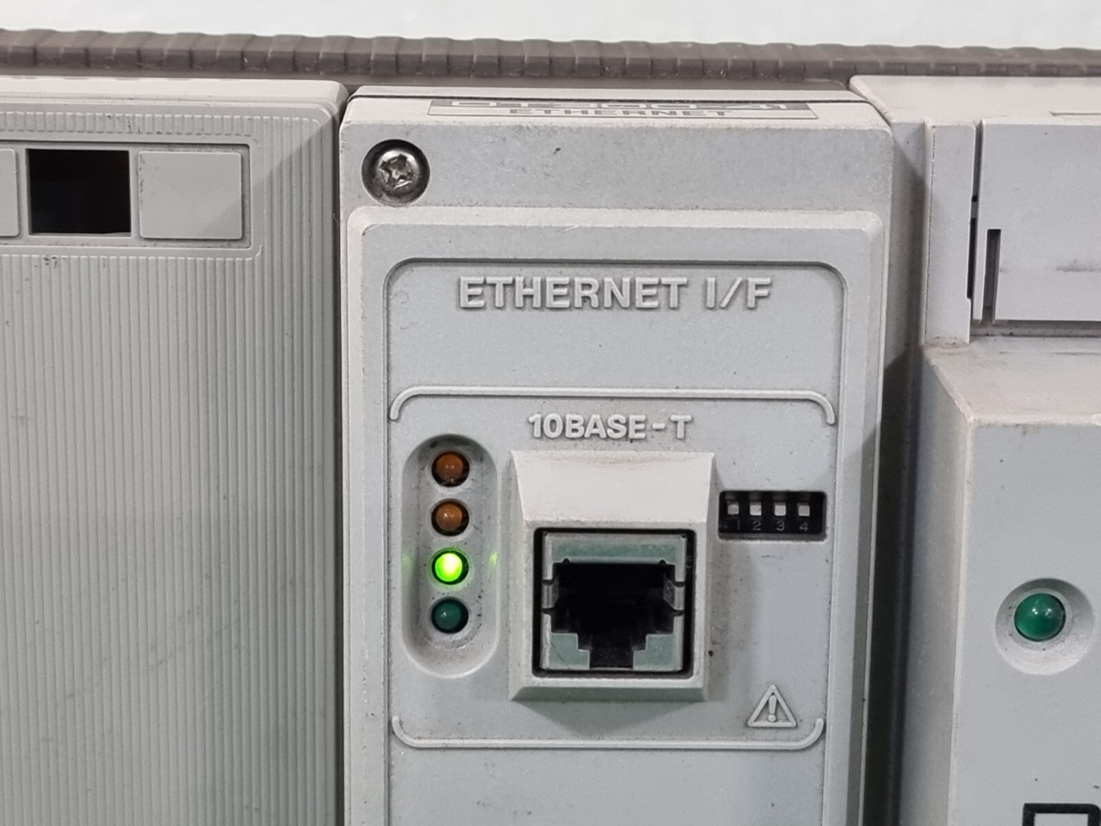 YOKOGAWA DA100 Data Acquisition Unit DA100-23-1F + DT300-41 ETHERNET Ethernet