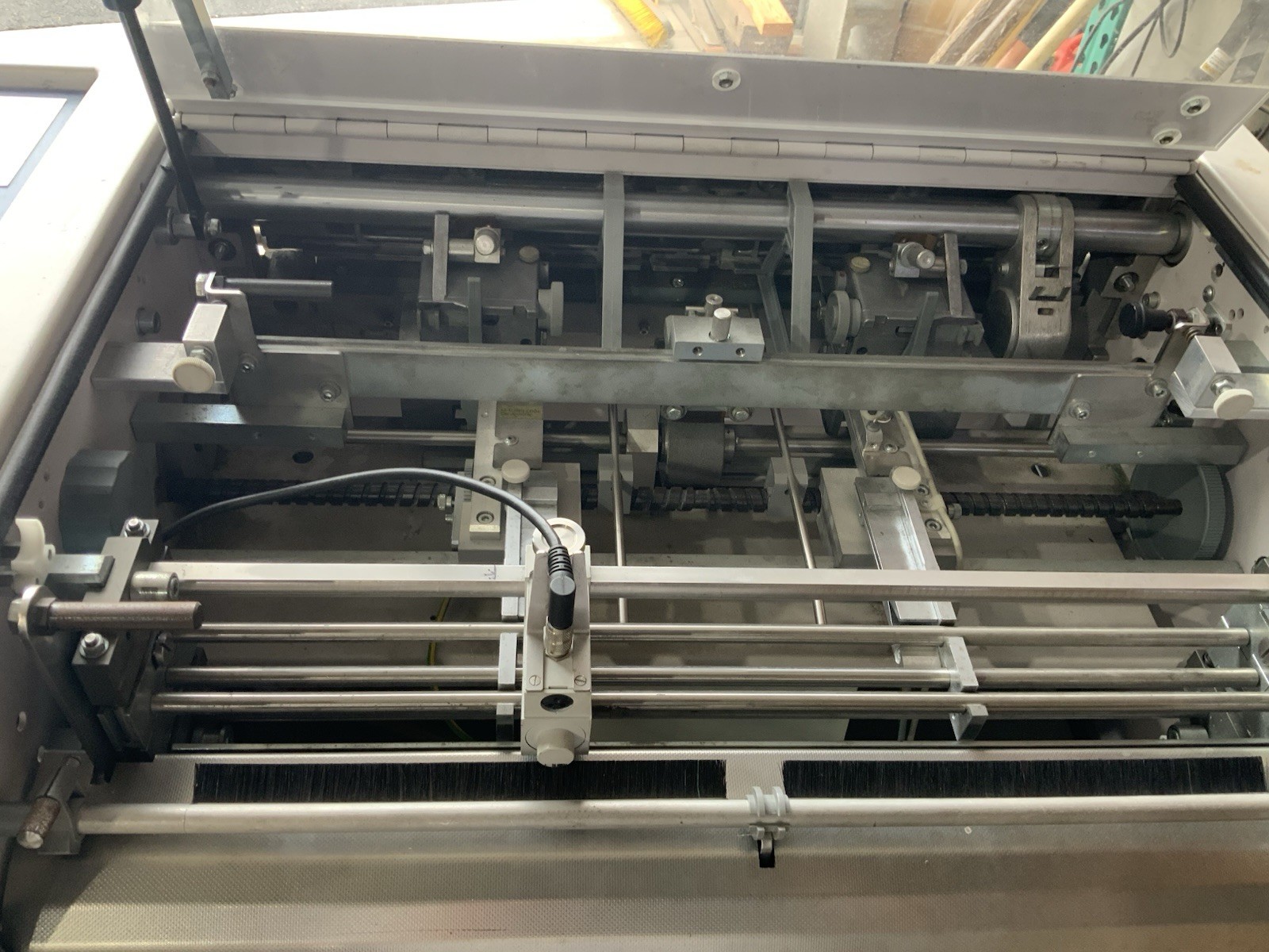 Bowe Cutter 310 Pinless