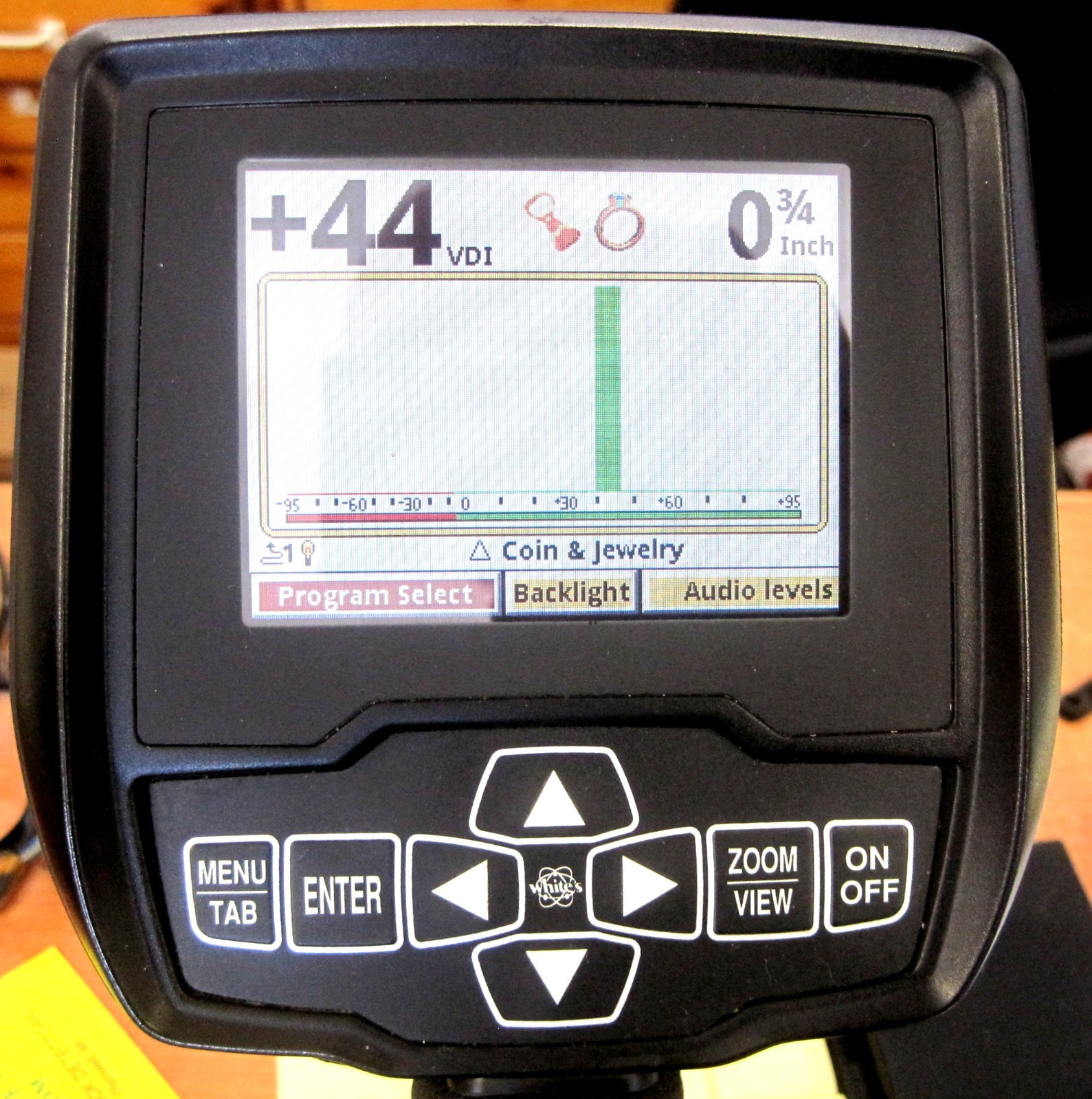 2011 Whites VX-3 Multi-Frequency Metal Detector Plus Hard Case! read description