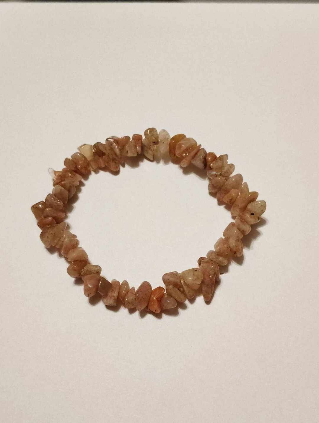 Sunstone Gemstone Chip Bracelet – Joy, Vitality & Personal Empowerment