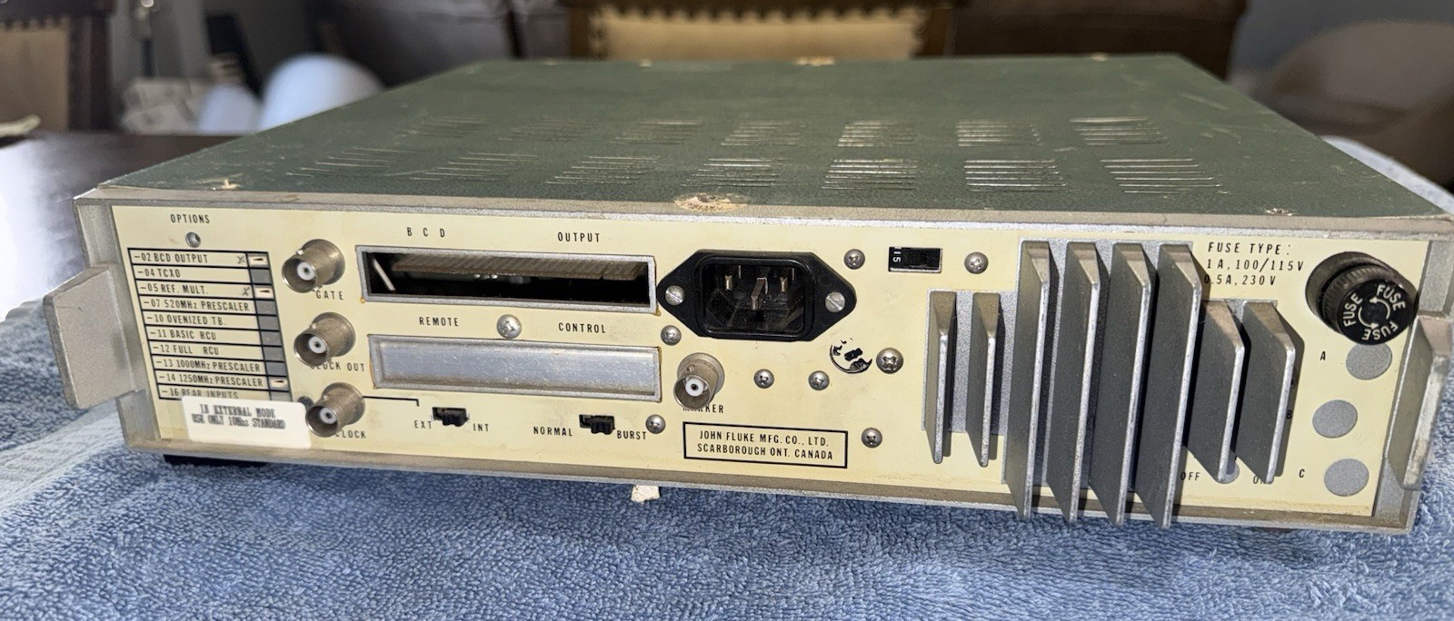 FLUKE 1953A COUNTER TIMER - NO TESTED
