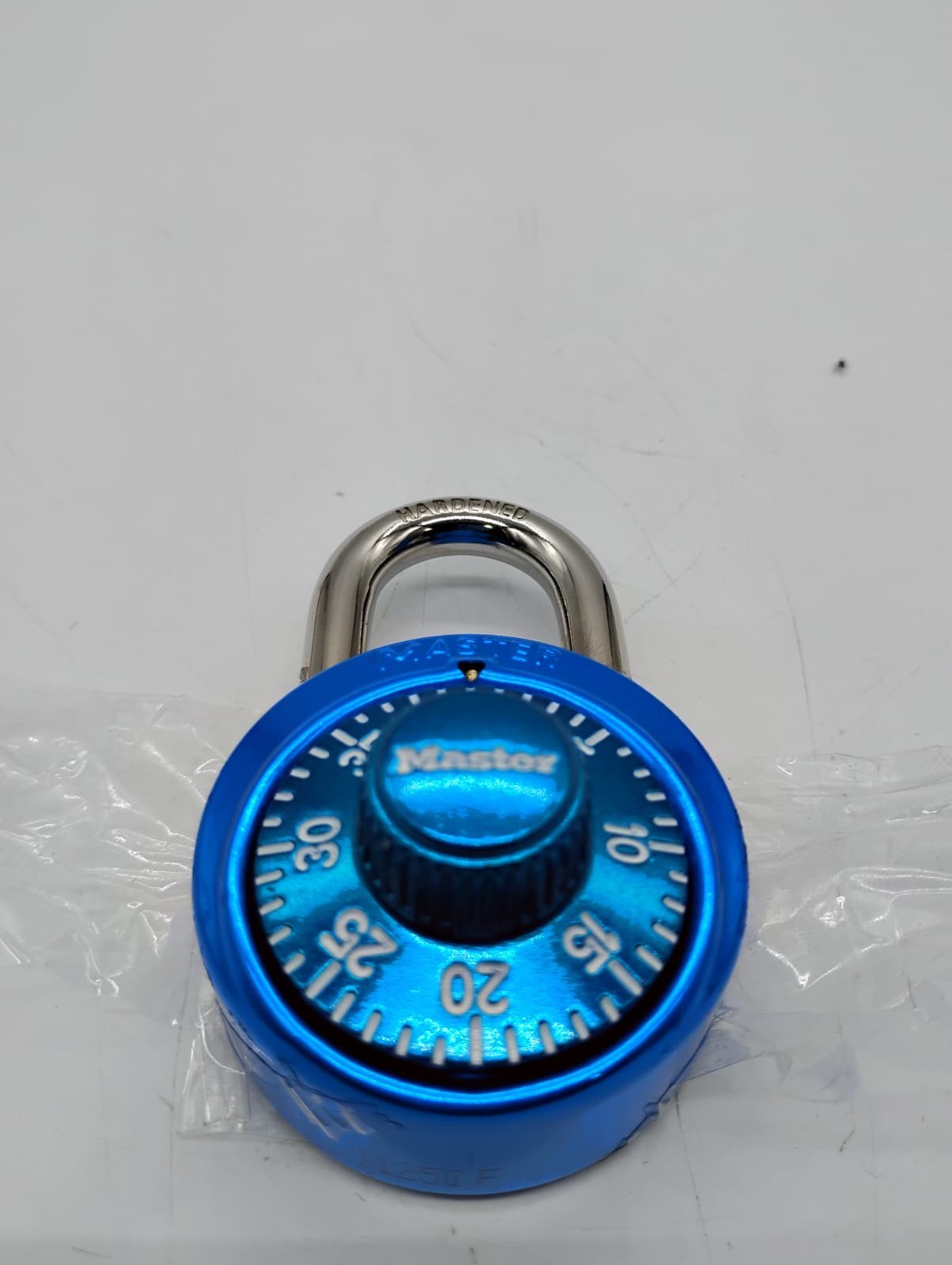 Master Lock 1530DCM Locker Combination Padlock Blue Dial School Gym Lock
