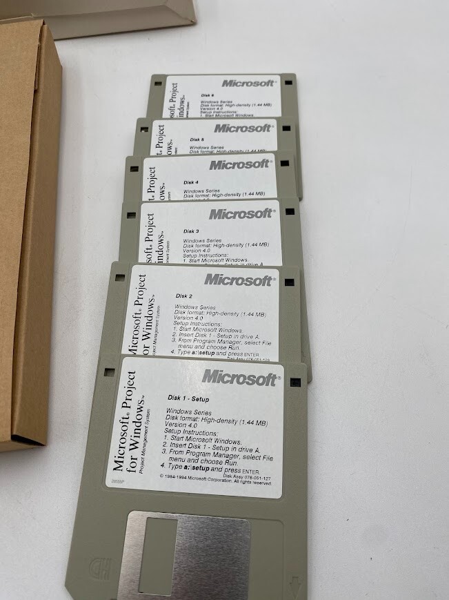 Microsoft Project New Version 4.0 6 Disc Set