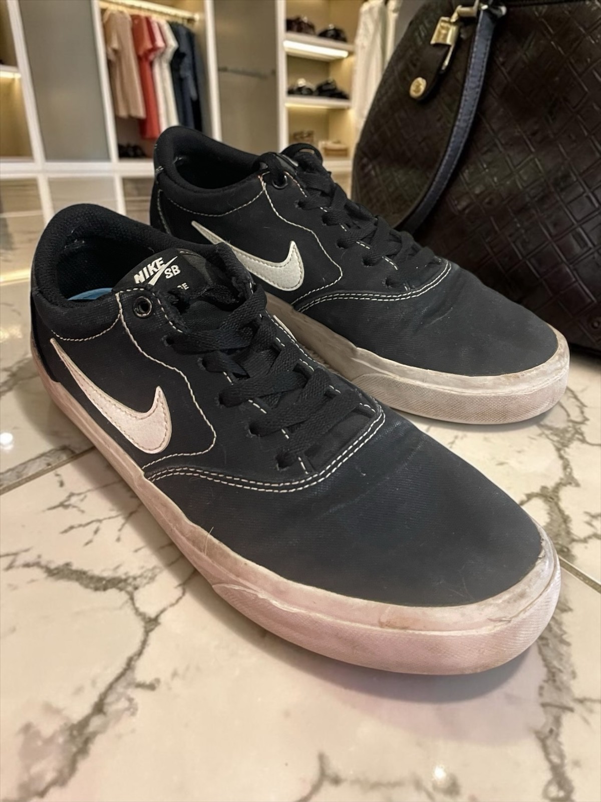 Nike SB Charge Canvas Skate Shoes Black White Mens Size 9.5 (CD6279-002)