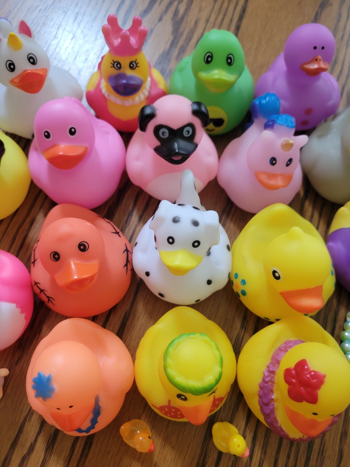 Rubber Duck Lot Cruise Ship Jeep 21 Pc Lot + Bracelet Bath Fun + Little Jesus 🦄