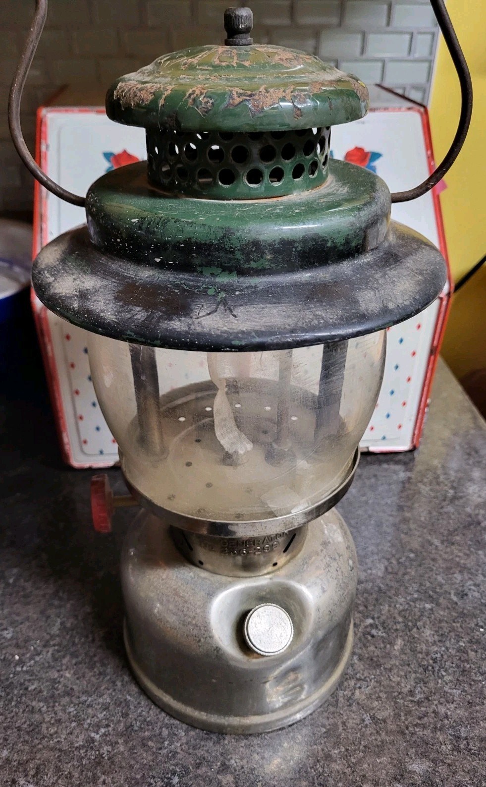 1954 Coleman Lantern 236 Made In Canada
