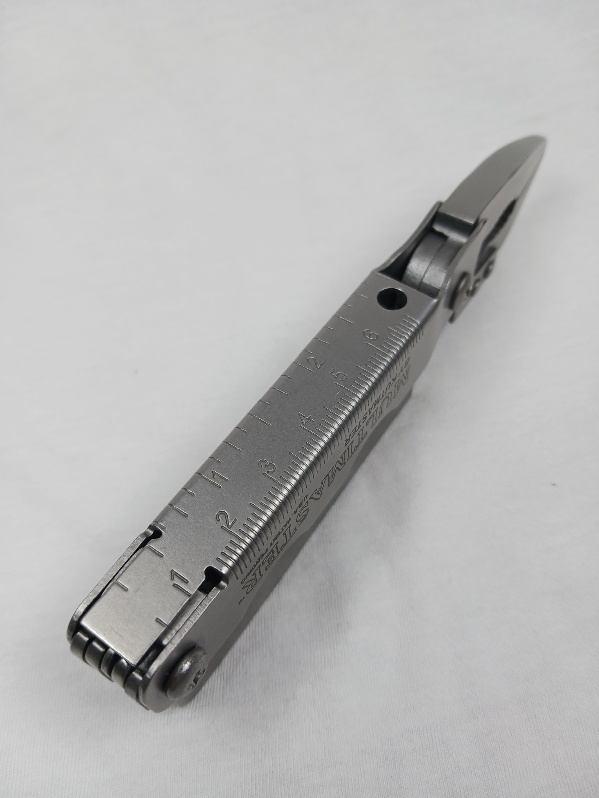 Kutmaster Multimaster 1044 Multi-Tool Pliers w/ Knife Saw File Hook Bit Driver