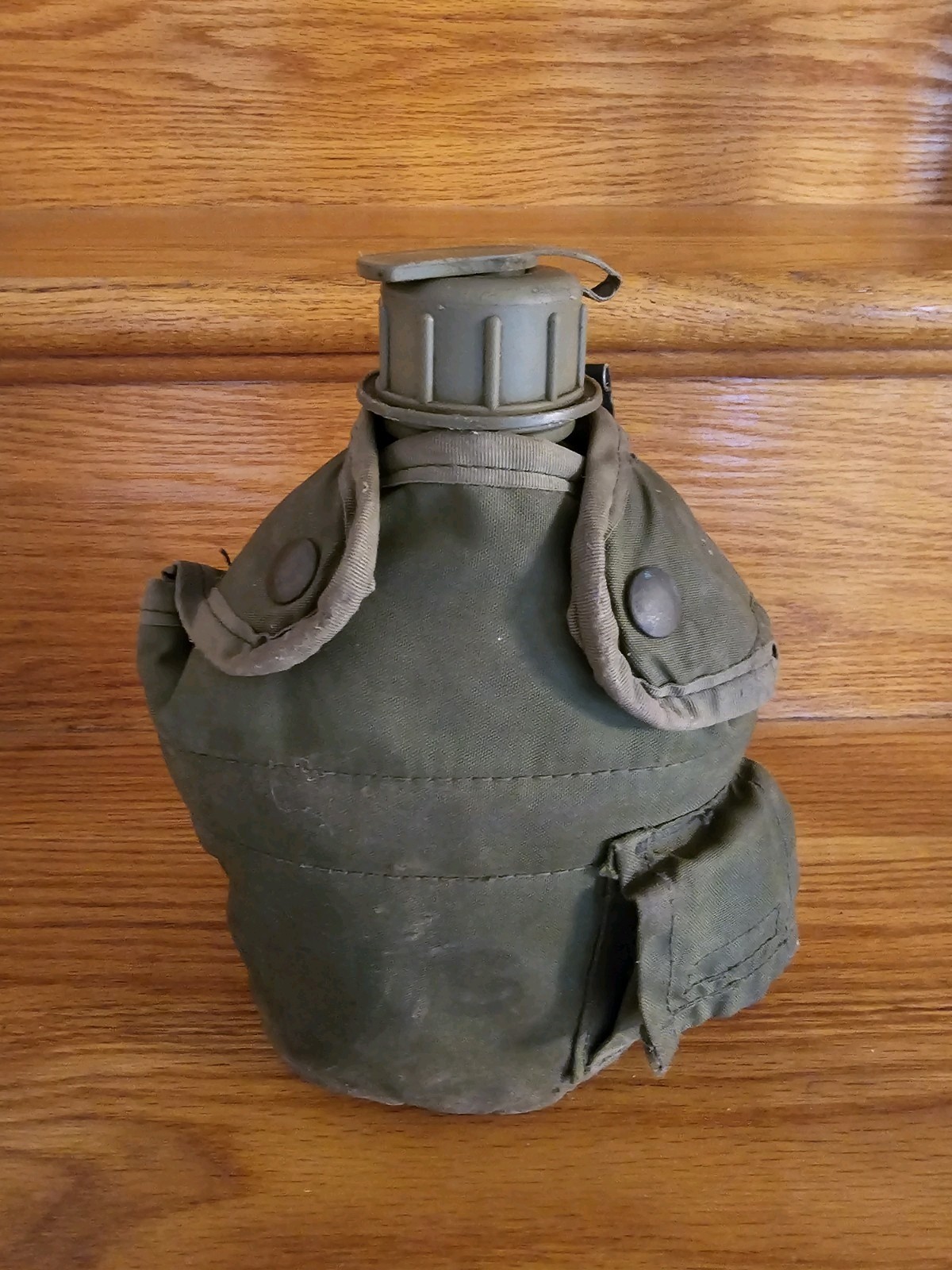 VTG Genuine US Army Water Bottle Military Canteen Bag Belt Clips Metal Canister