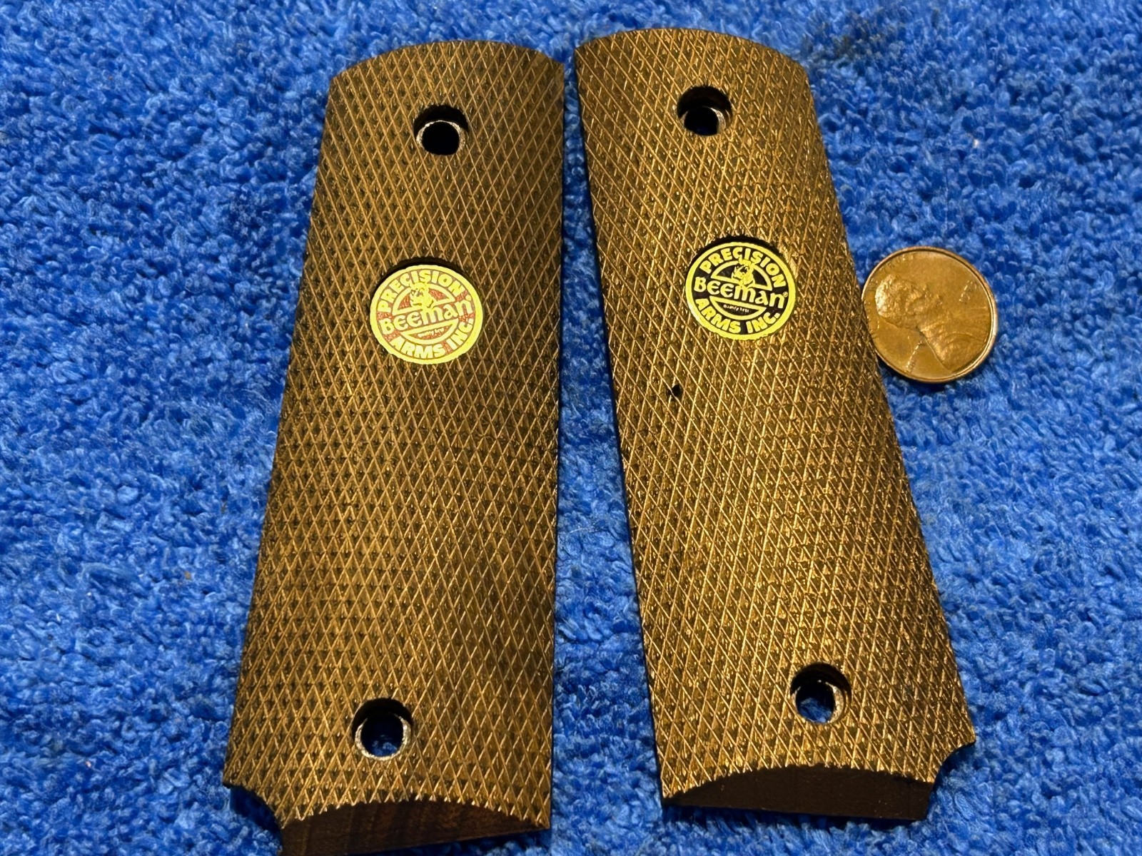 Vintage 1911 Factory Wood Grips Gold Medallion Beeman Precision Arms