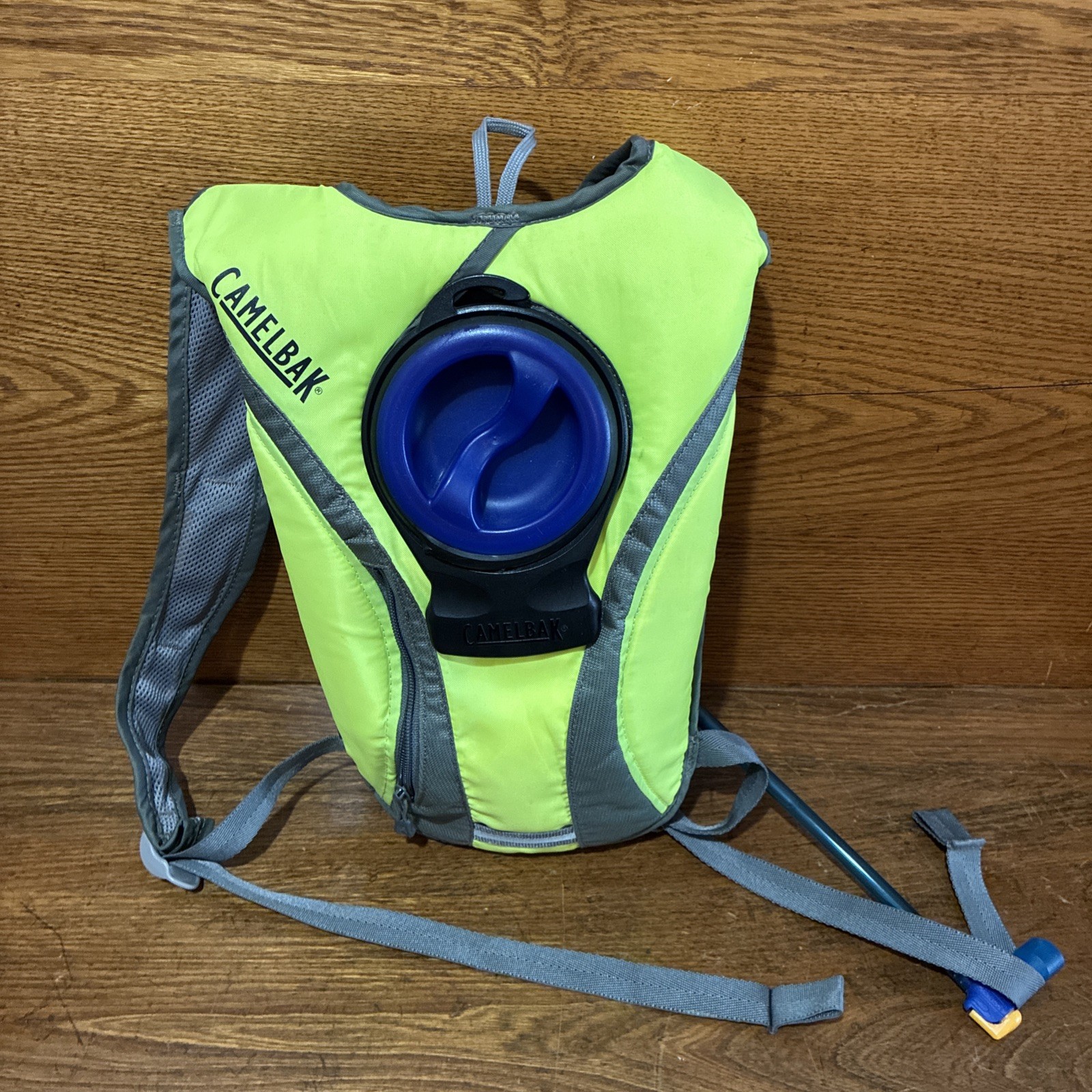 Camelbak HydroBak Hydration Pack 1.5 L Pre-owned Yellow & Gray