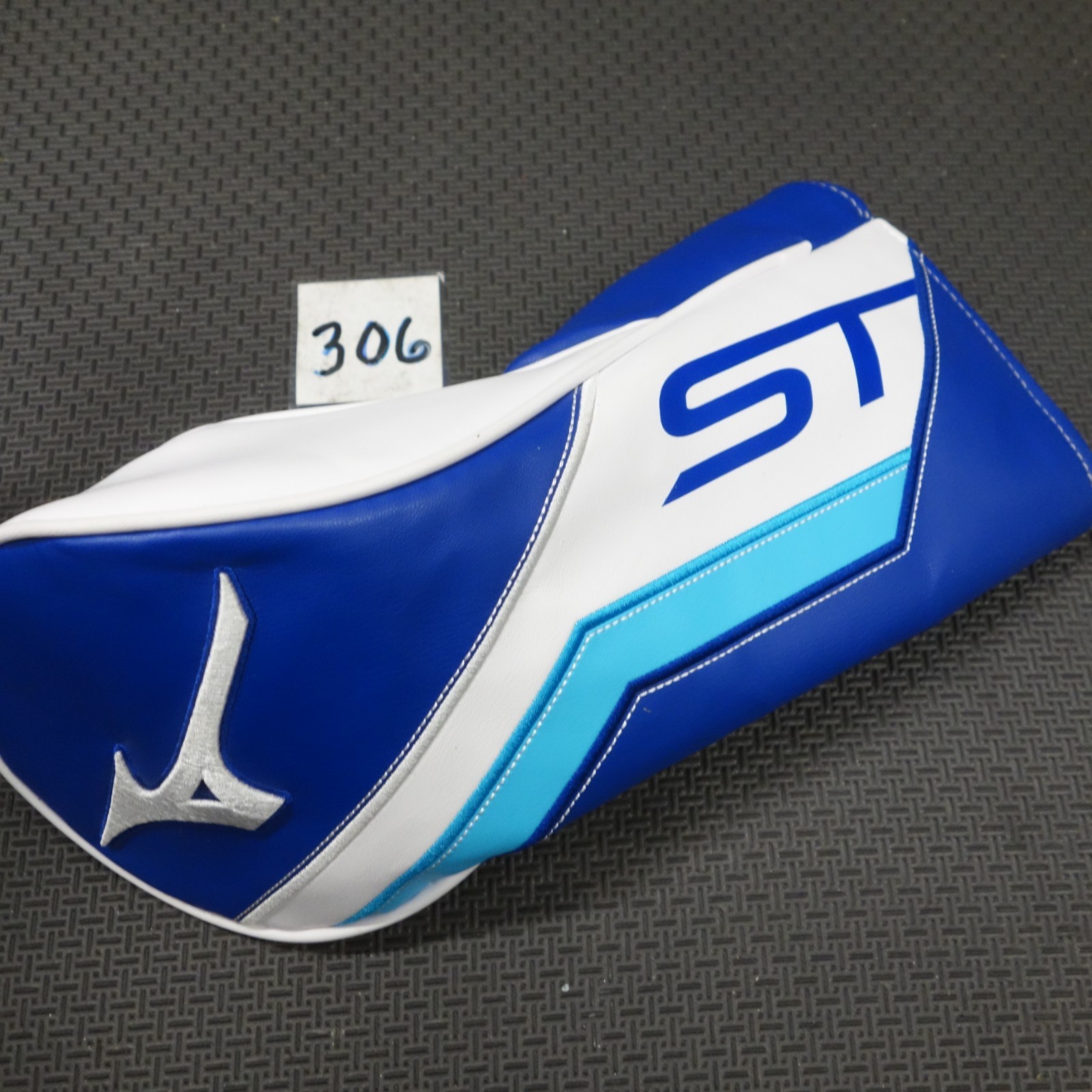 Mizuno golf ST driver head cover men golf fast shipping 260109 nice