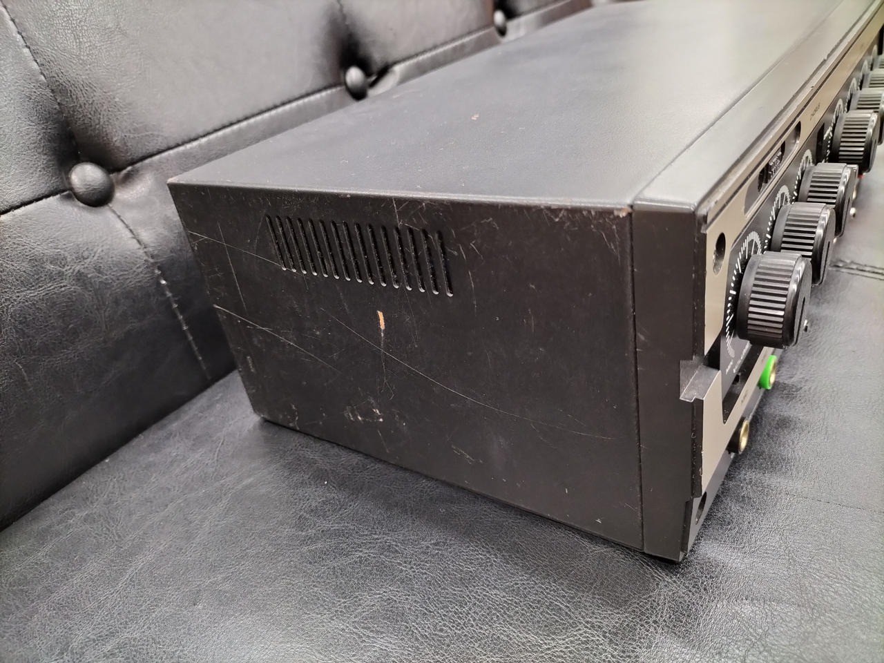 Roland DC-30