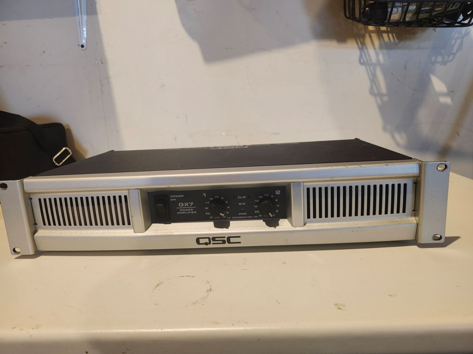 QSC GX7 Amplifier