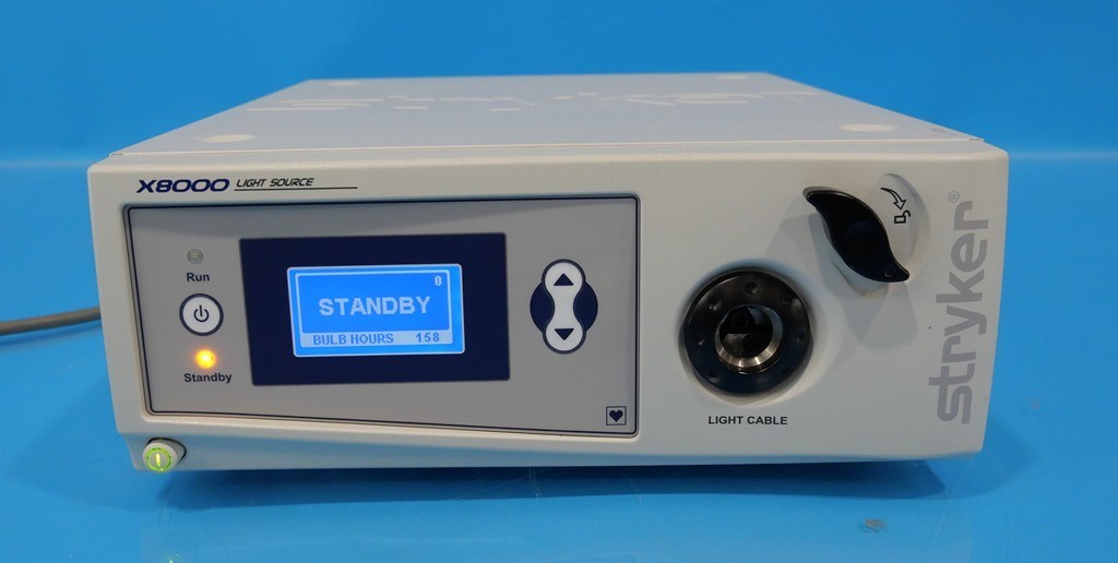 Stryker X8000 Light Source