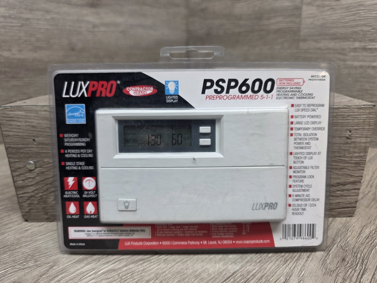 LuxPro Preprogrammed 5-1-1 Electronic Thermostat PSP600 Brand New #44107