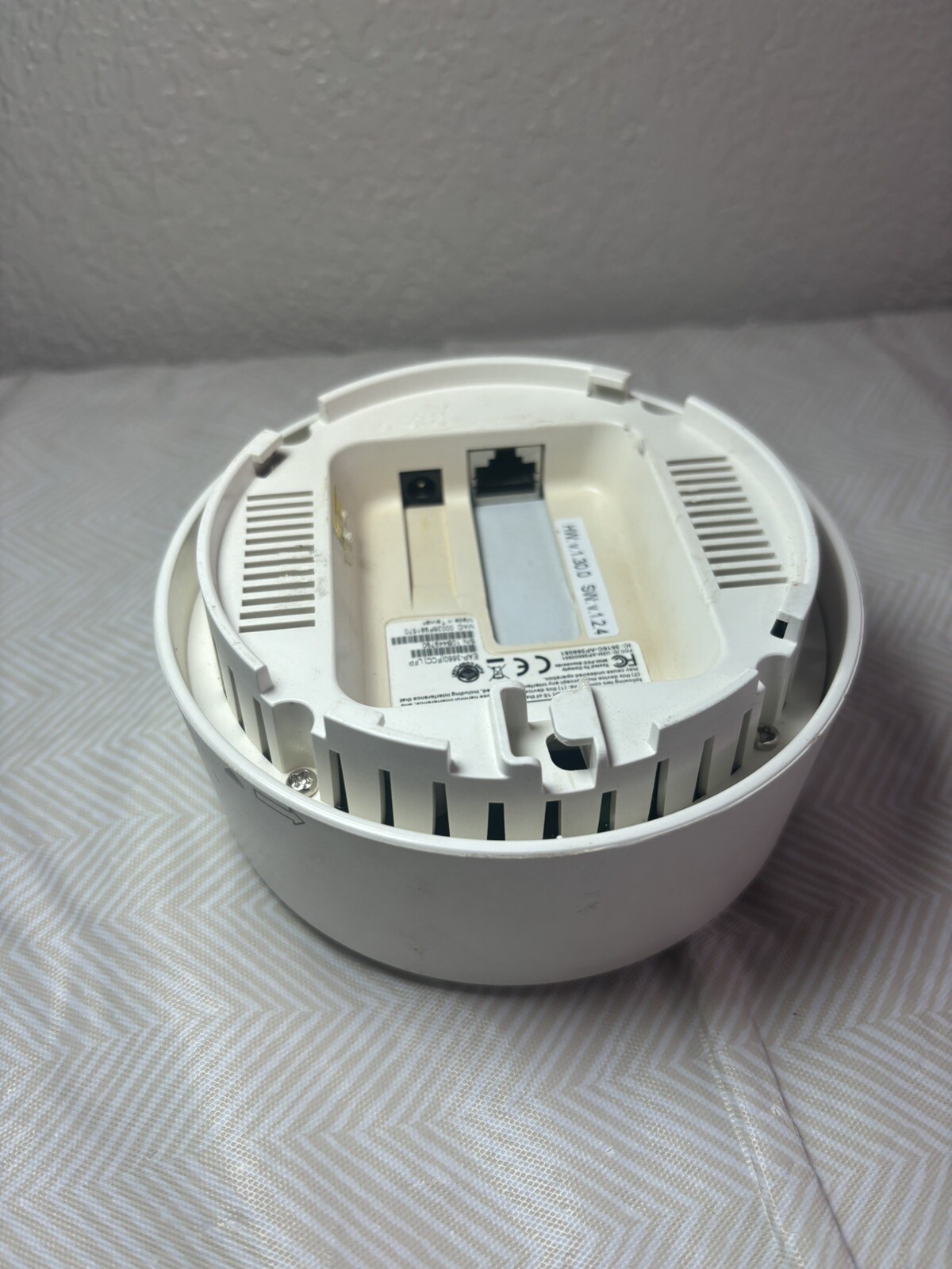 EAP-3660 EnGenius 802.11 b/g Access Point base unit only