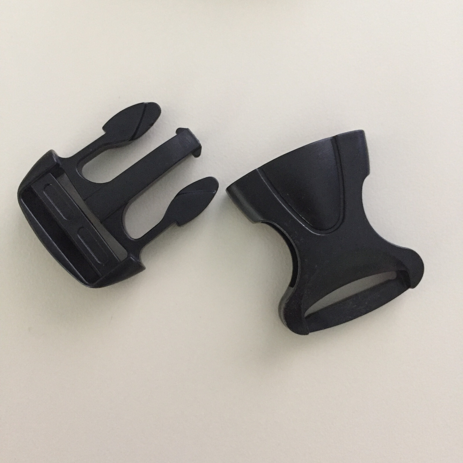 30 Buckles Black Plastic Quick Release for 1" wide webbing