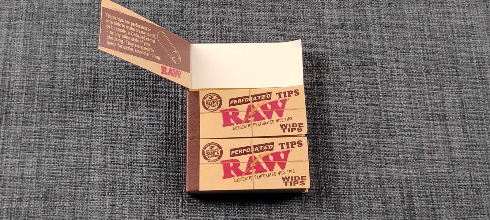 RAW Perforated Gummed Filter WIDE Tips (3x Packs) of 50pcs.