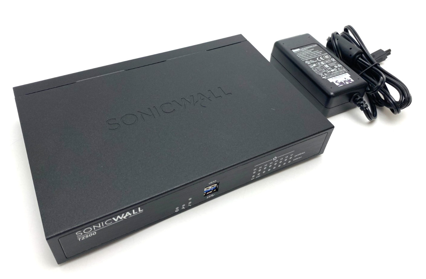 DELL SONICWALL TZ500 NETWORK SECURITY FIREWALL APPLIANCE APL29-0B6 + ADPTR
