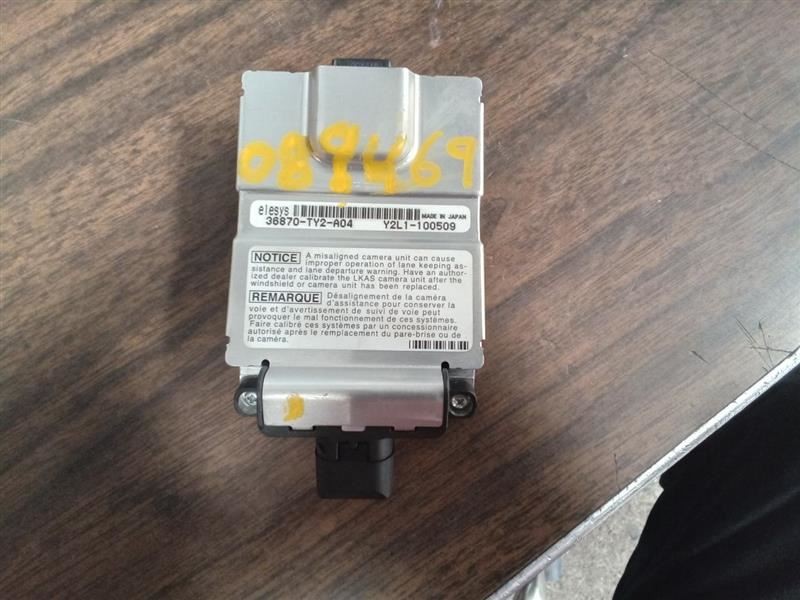 Camera/Projector Windshield Mounted FWD VIN 9 8th Digit Fits 14-15 RLX 321318