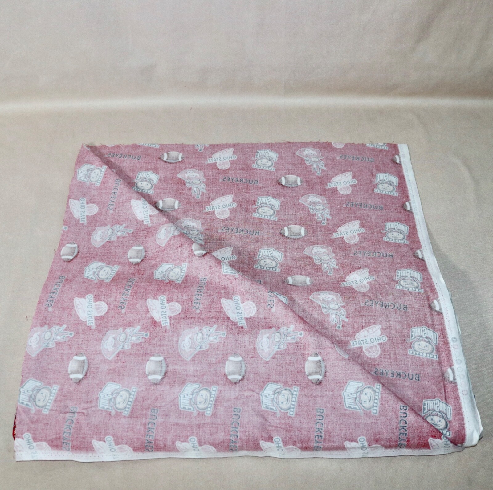 Ohio State Buckeyes ~ Logo Pattern College Cotton Fabric 1/4 Yard 9” X 44”